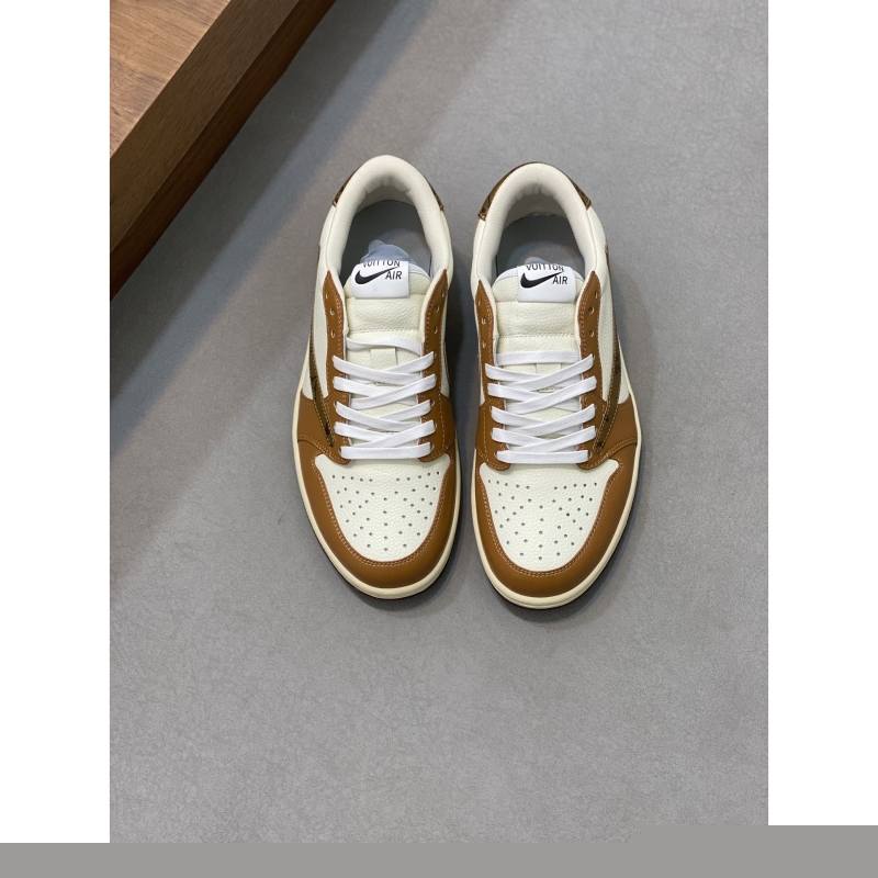 l**is V*t*n sneakers